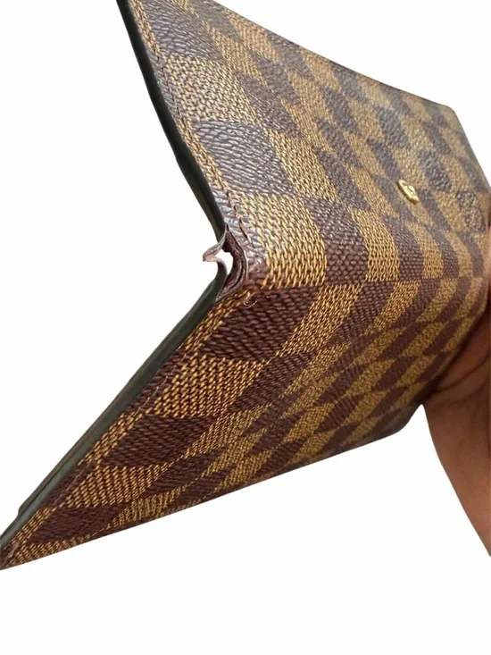 Authentic Louis Vuitton Sarah Wallet - Picture 6 of 7